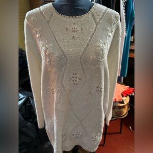 Koret Petites Size Medium Women’s Christmas Snowflake Sweater 44” Bust 27” L